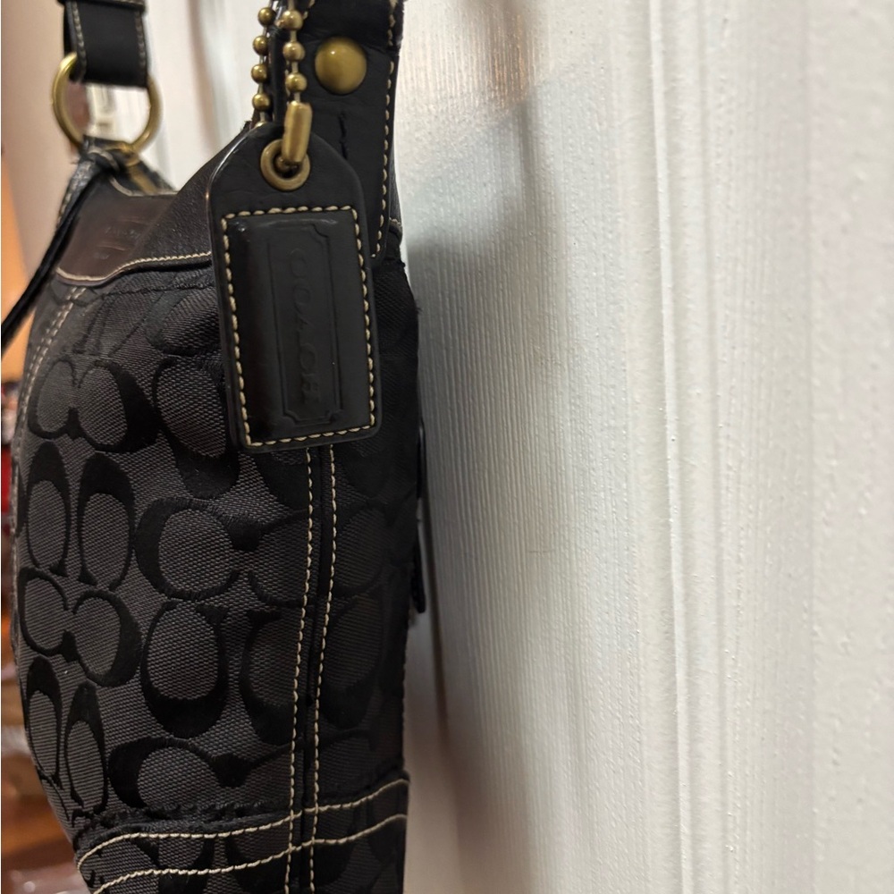 Coach VINTAGE Y2K E065-10402 Swingpack Crossbody Black Jacquard/Leather Trim GUC - Picture 2 of 15